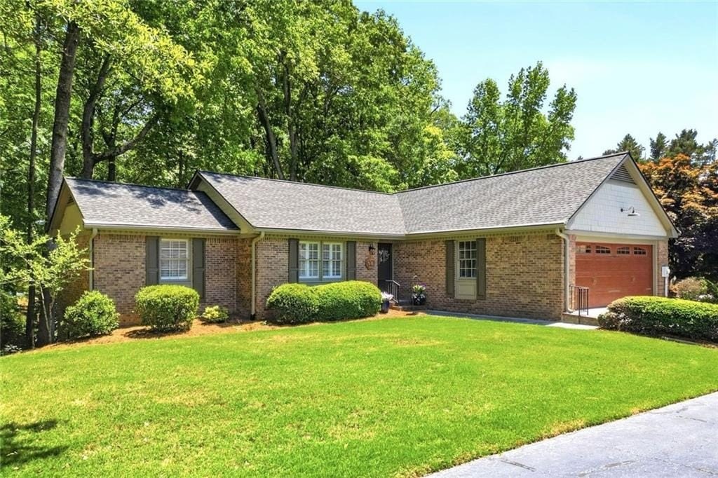 Single Family 2BR 2BA - 70 Lindley Avenue NW, Marietta, GA