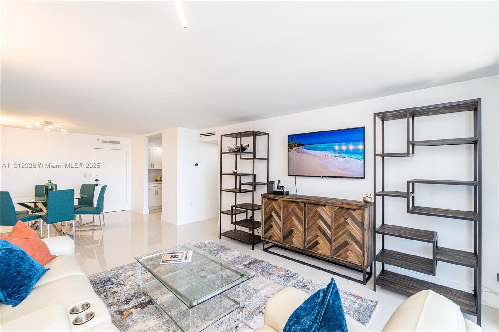 Condo 2BR 2BA - 2780 NE 183rd St, Aventura, FL