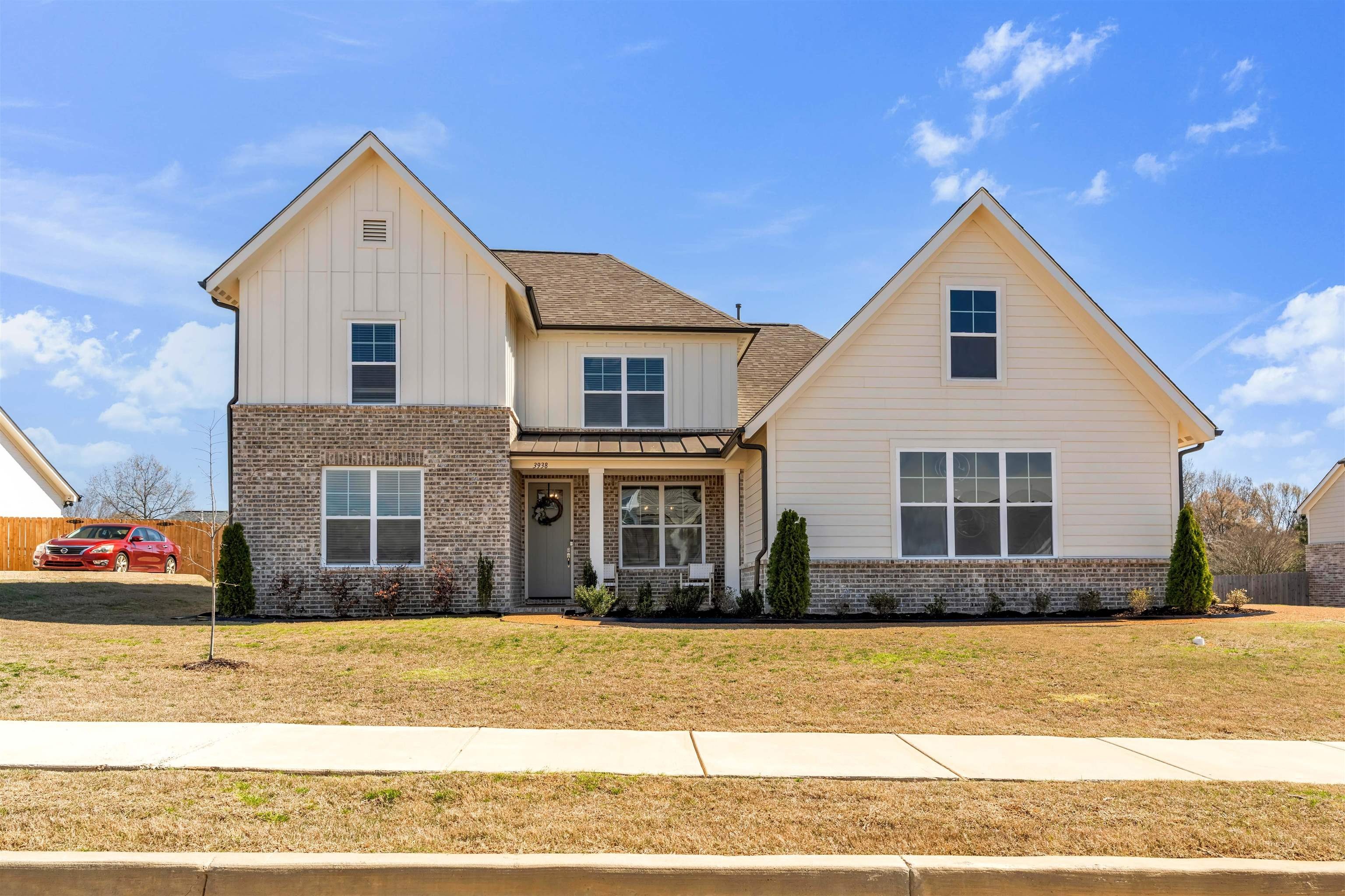 Single Family 4BR 3BA - 3938 MCELROY FARMS, Olive Branch, MS