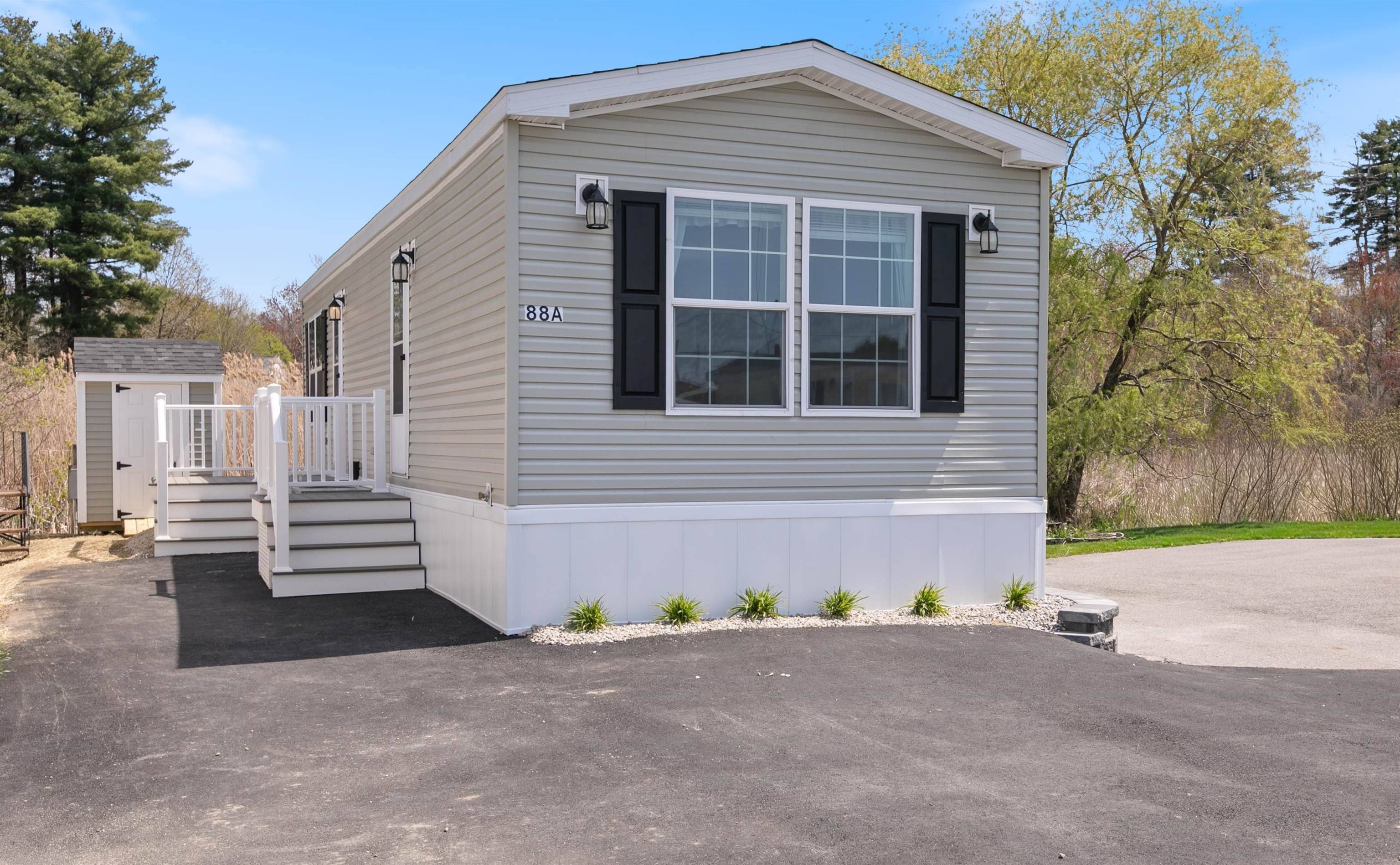 Manufactured Housing 1BR 1BA - 88 A Brookwood Drive, Salem, NH