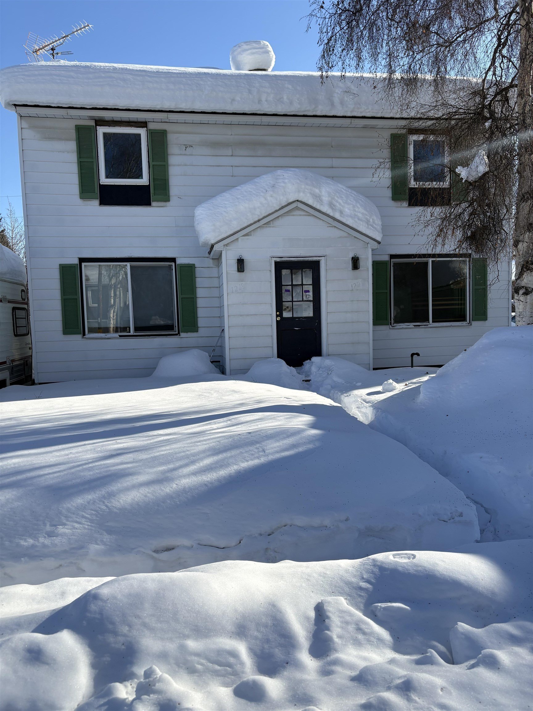 Duplex 4BR 2BA - 1219/1221 9TH AVENUE, FAIRBANKS, AK
