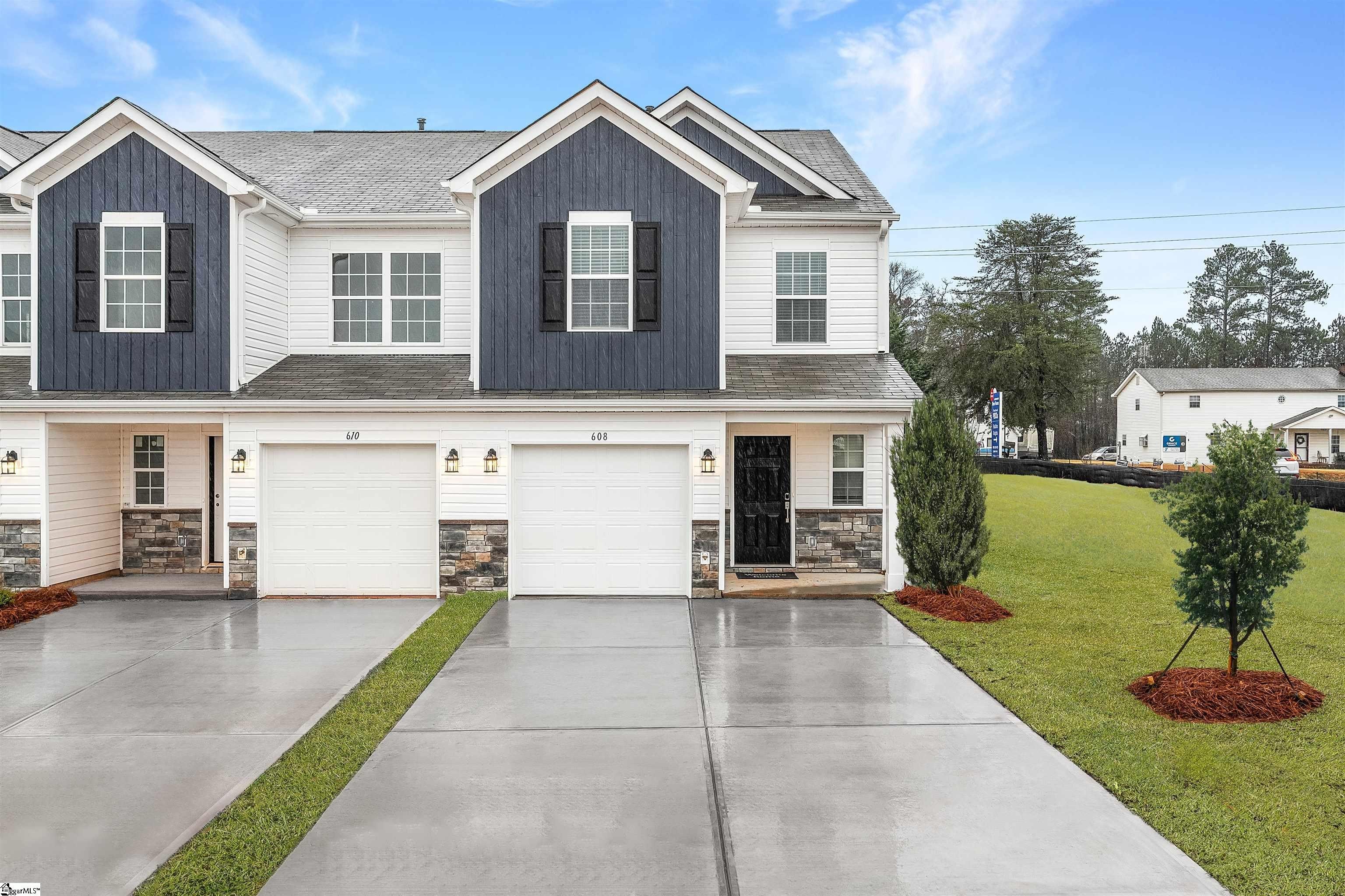 Single Family 3BR 3BA - 608 Curry Court, Spartanburg, SC