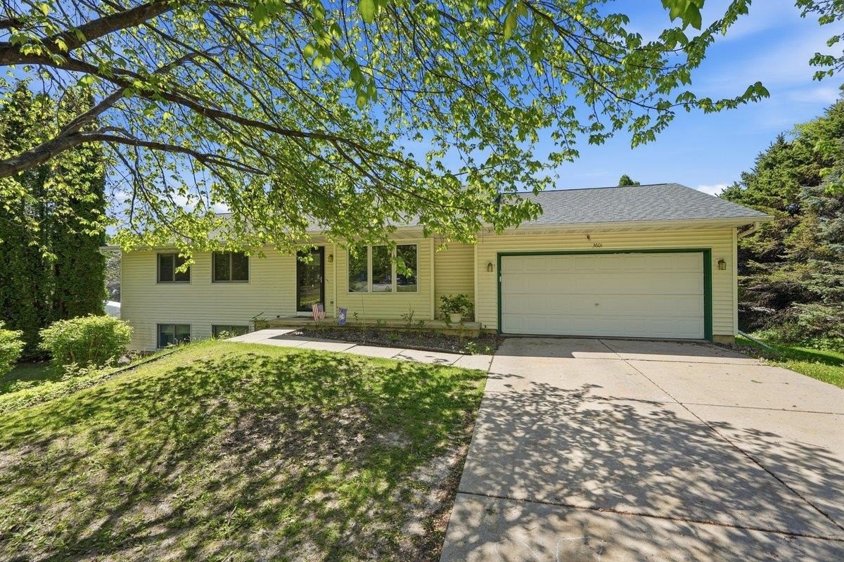 Single Family 3BR 3BA - 3601 Canter Drive, Madison, WI