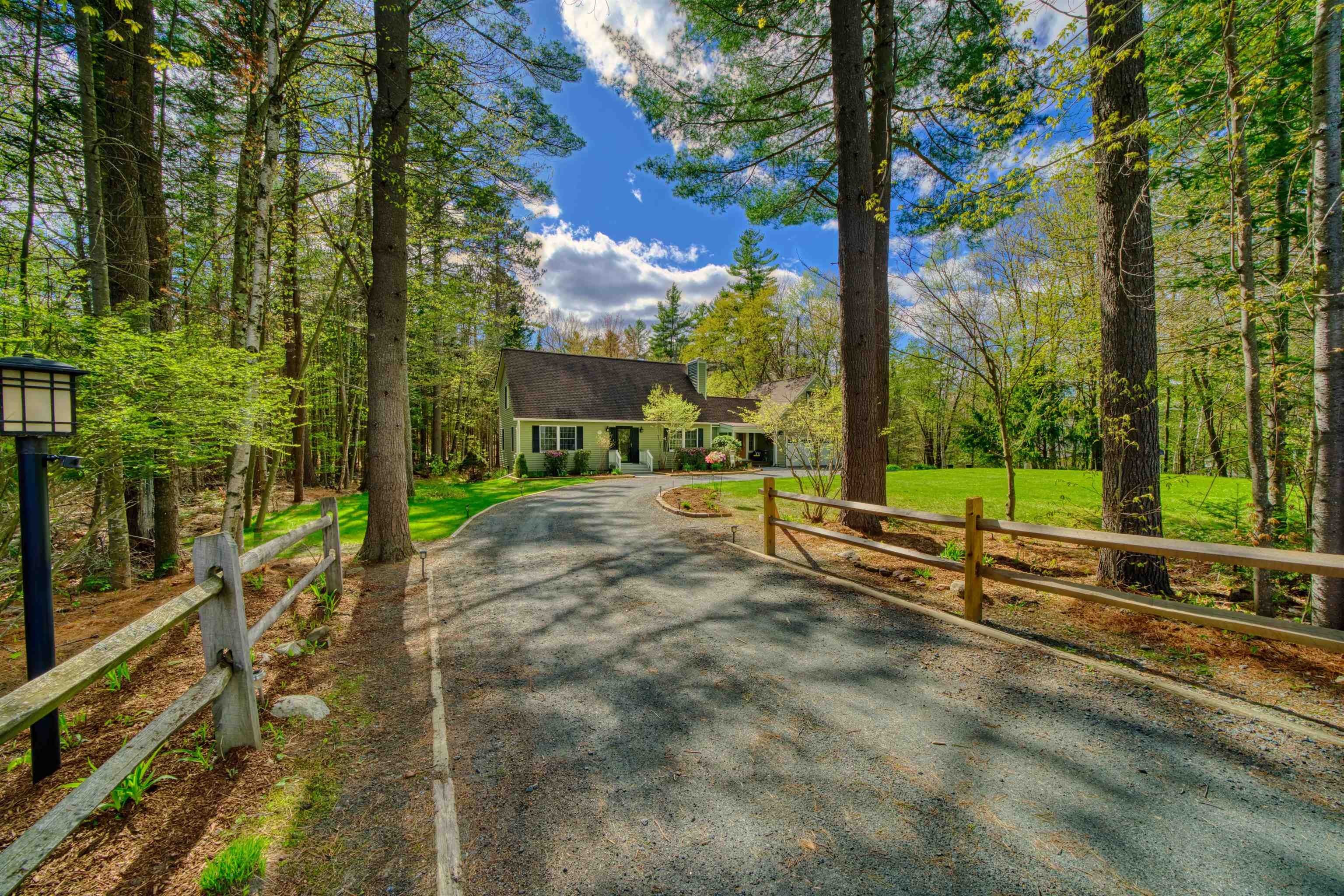 Single Family 3BR 3BA - 22 Pine Ridge Road, Sunapee, NH