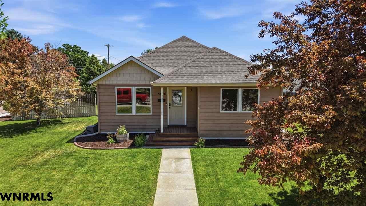 Single Family 3BR 3BA - 1480 6TH STREET, Gering, NE