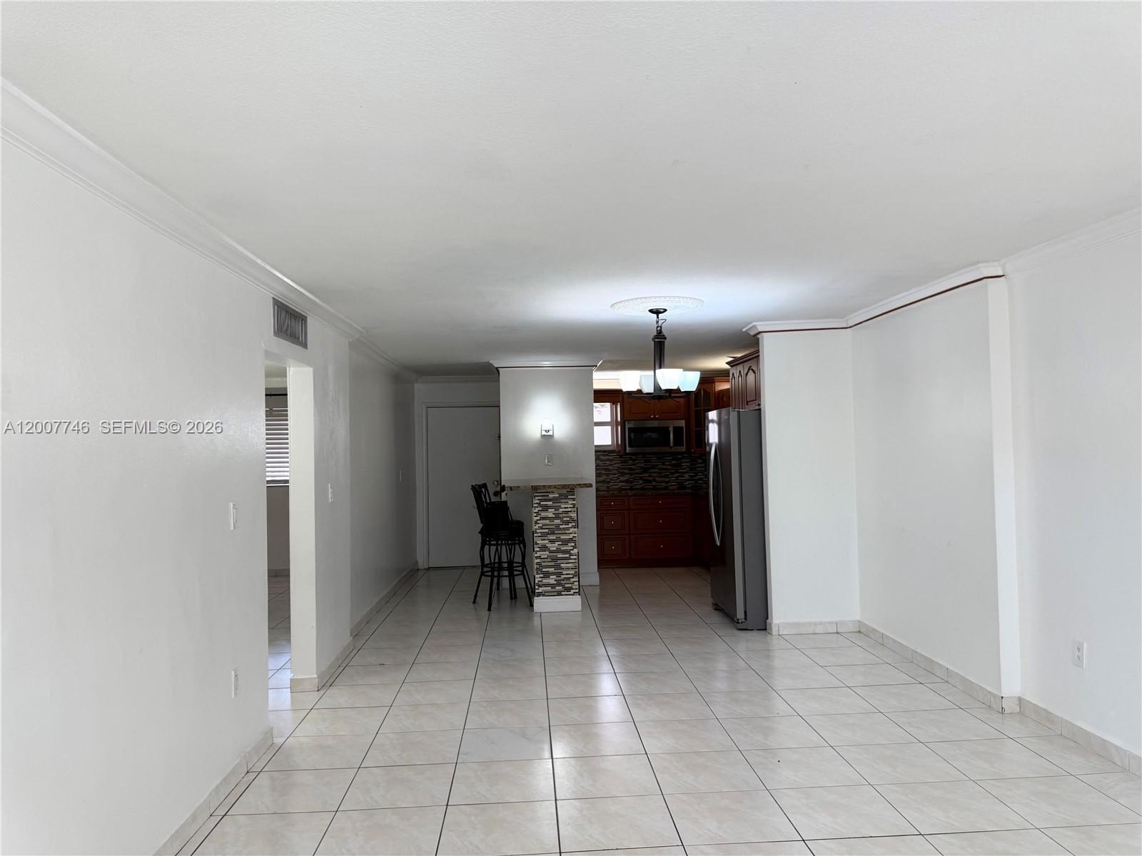 Condo 2BR 1BA - 1850 W 56th St, Hialeah, FL