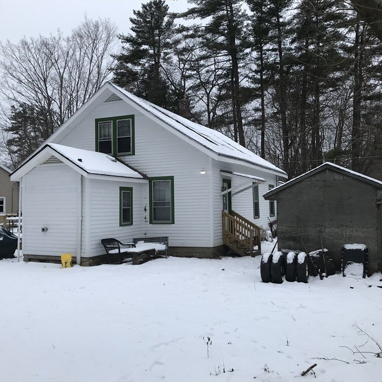 Single Family 3BR 2BA - 15 Orlando Ave, Pittsfield, MA