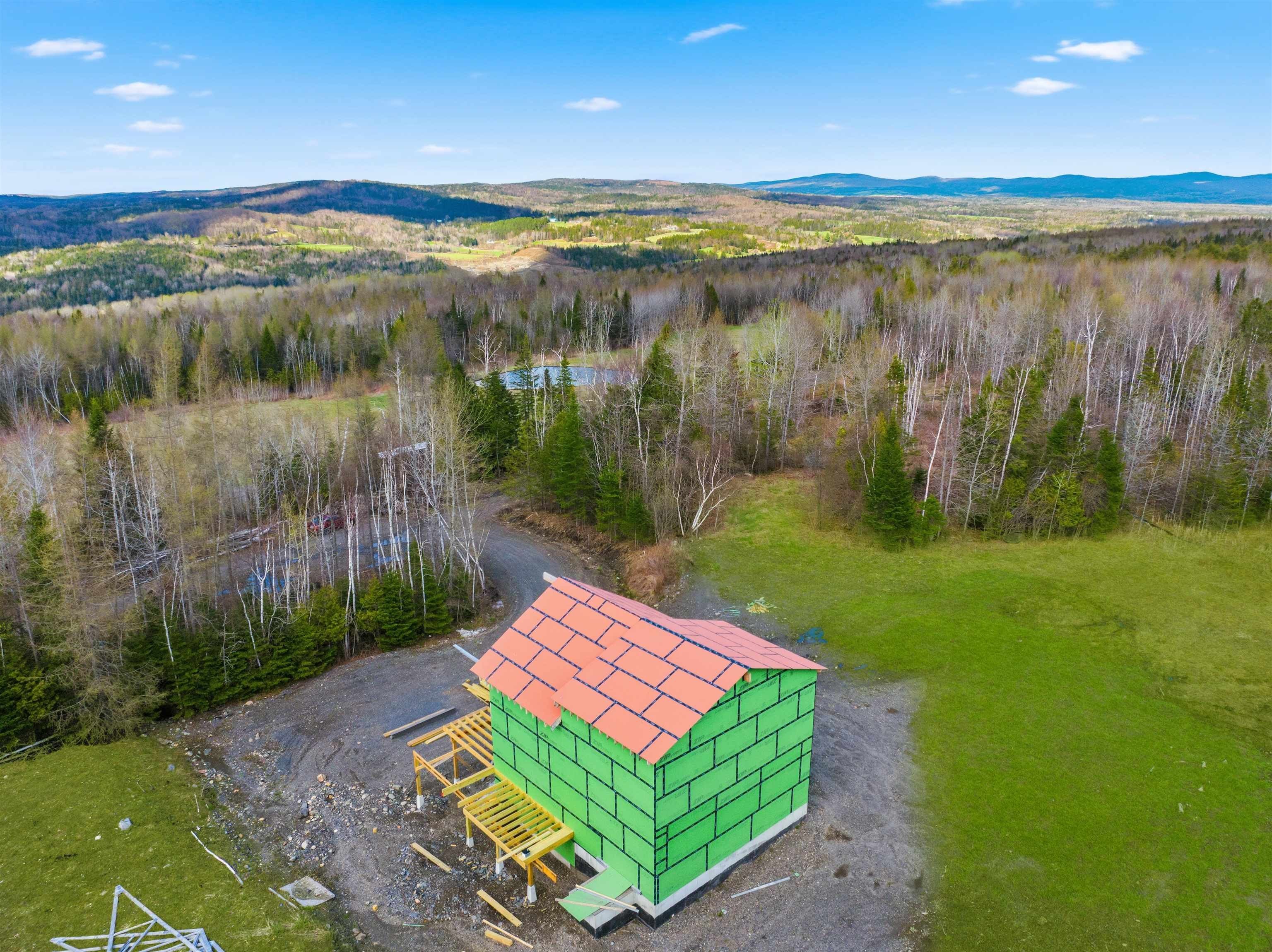 Single Family 3BR 2BA - 343 Titus Hill Road, Colebrook, NH