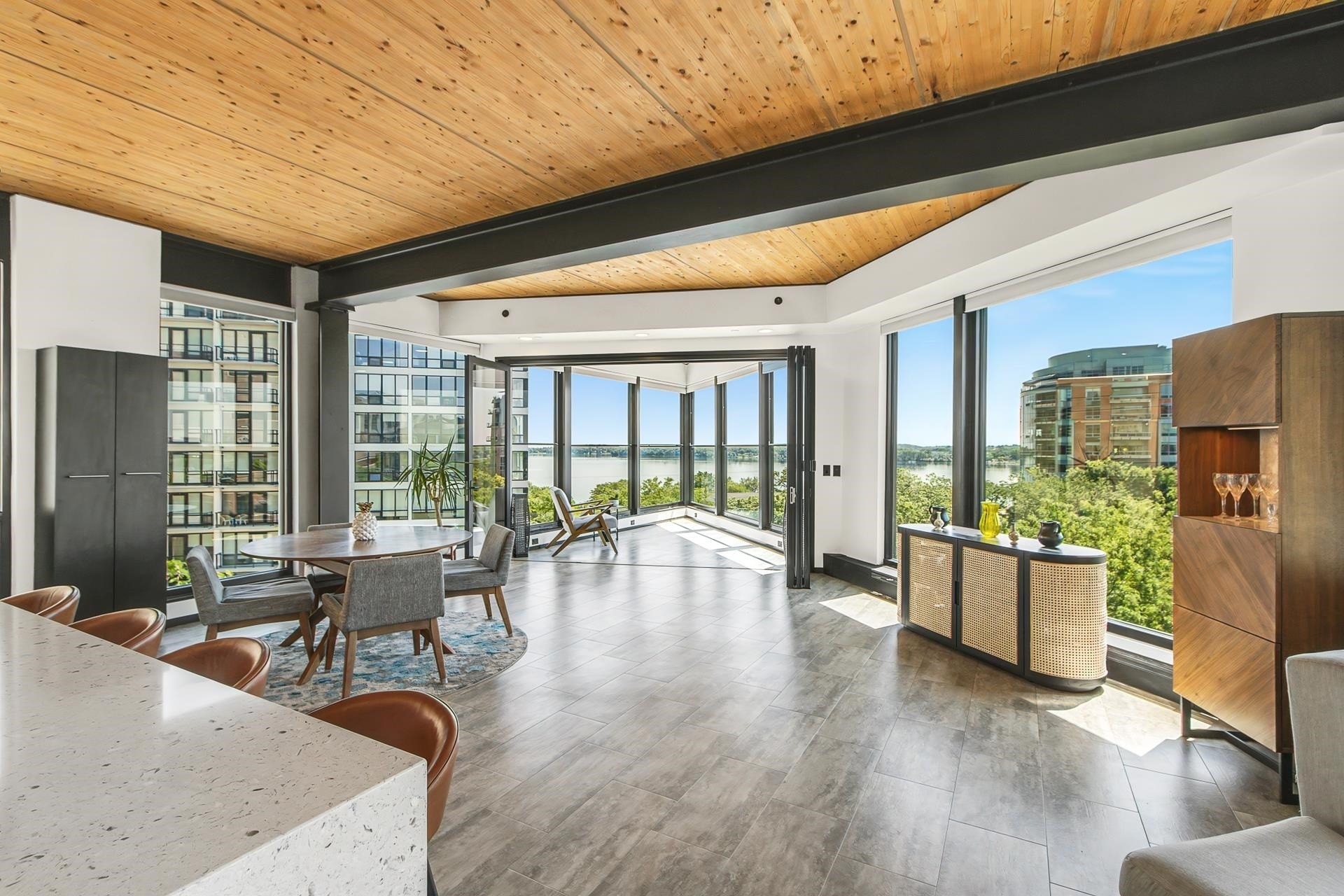 Condo 2BR 2BA - 211 S Henry Street, Madison, WI