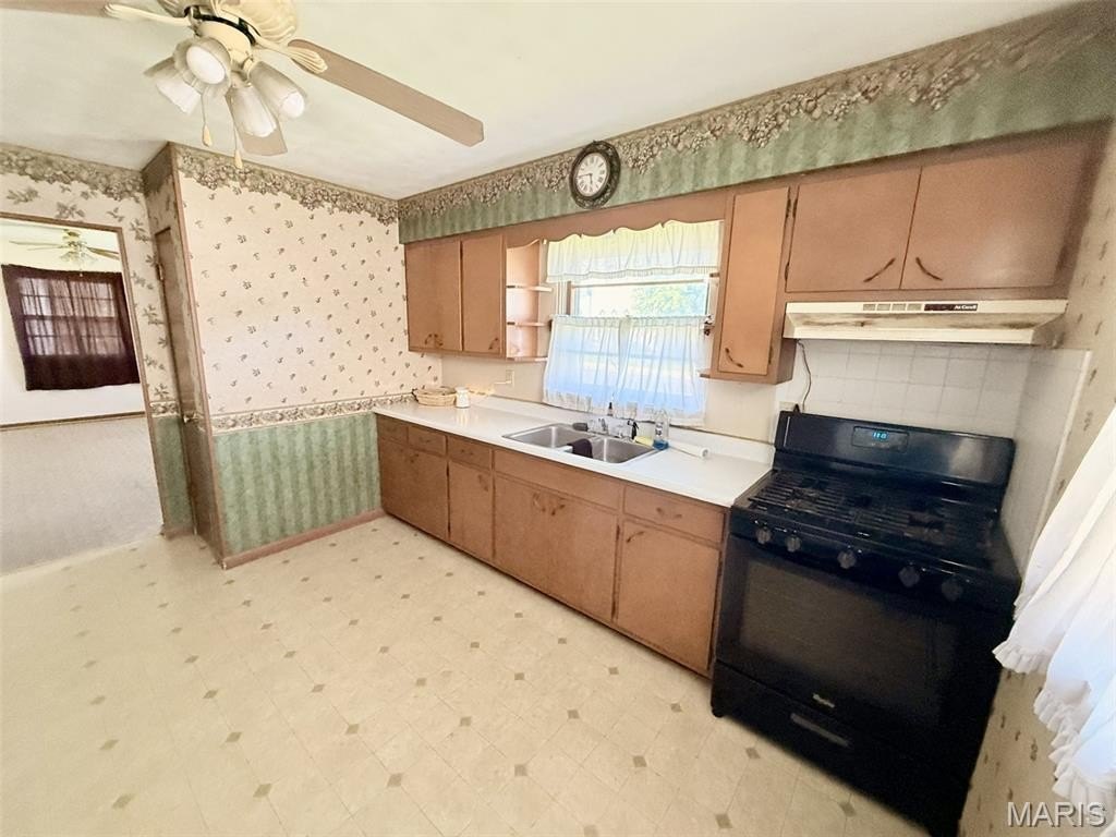 Single Family 1BR 1BA - 406 Madison Street, Red Bud, IL