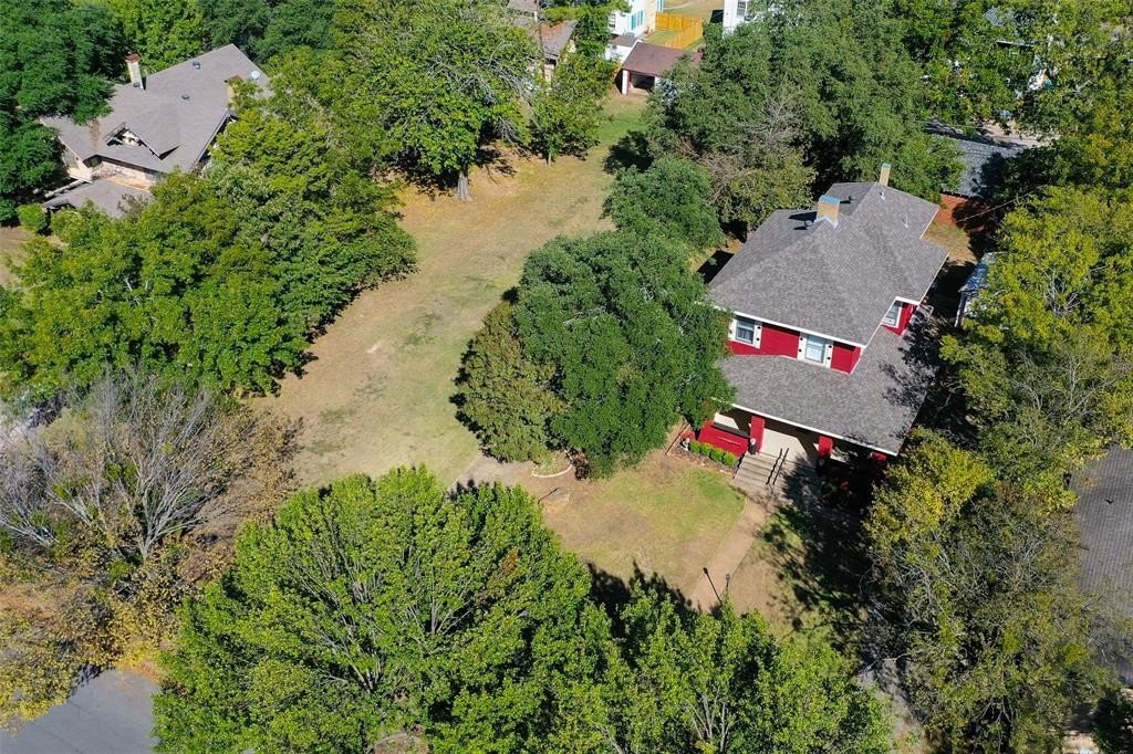 Single Family 3BR 2BA - 1111 W Sears Street, Denison, TX