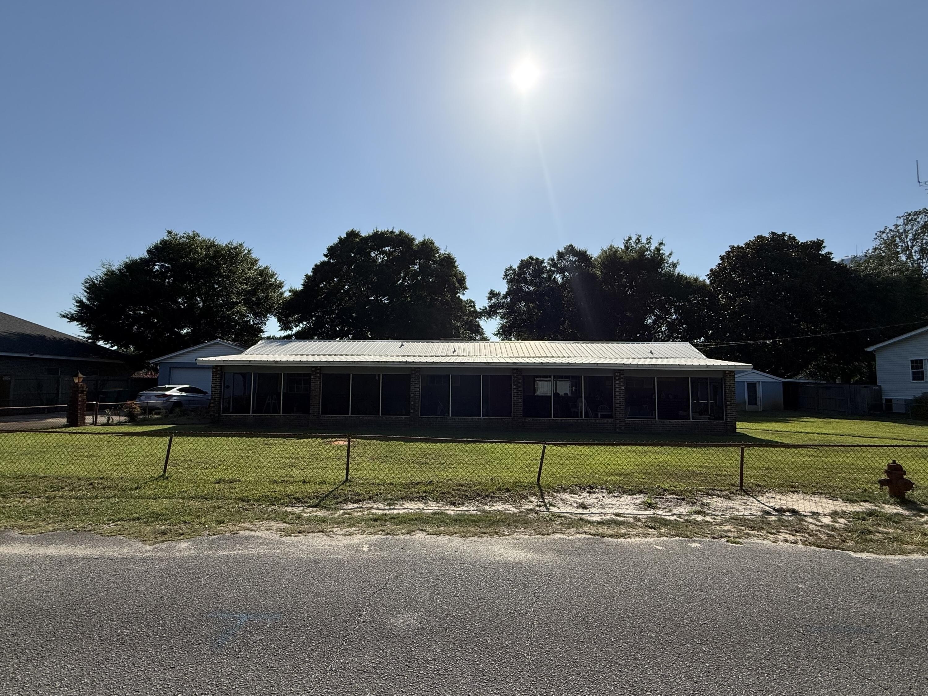 Single Family 2BR 2BA - 494 Aleta Avenue, Mary Esther, FL