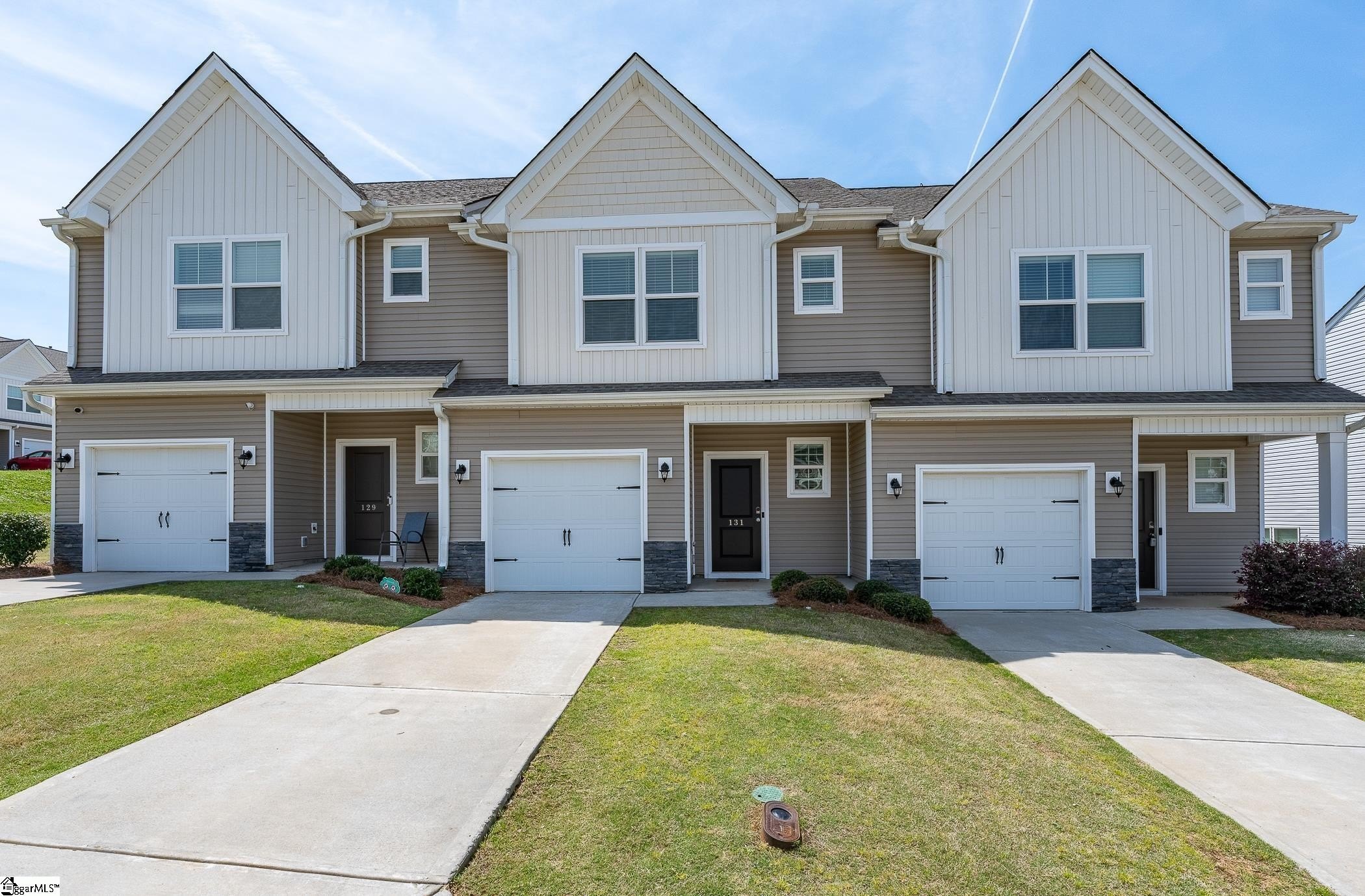 Single Family 3BR 3BA - 131 Clingstone Trail, Duncan, SC