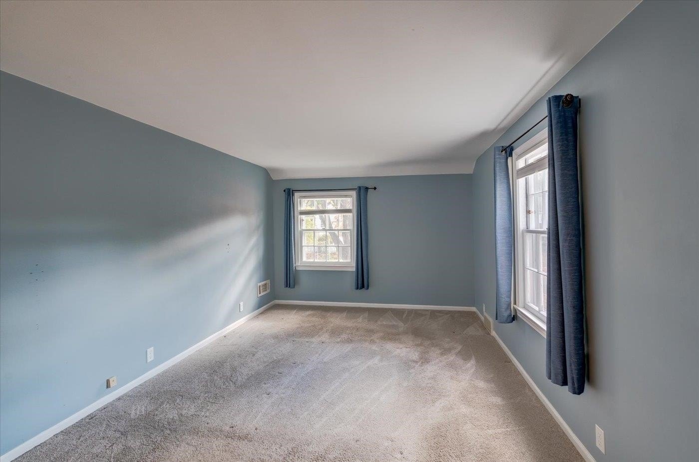 Single Family 4BR 3BA - 4206 Manitou Way, Madison, WI