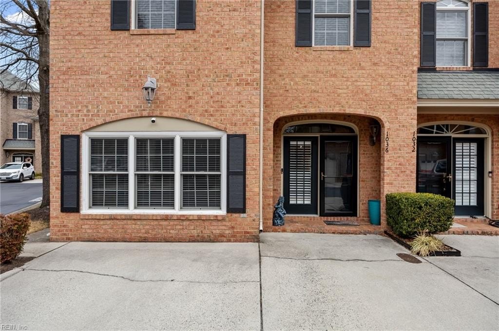 1036 Draketail Ln