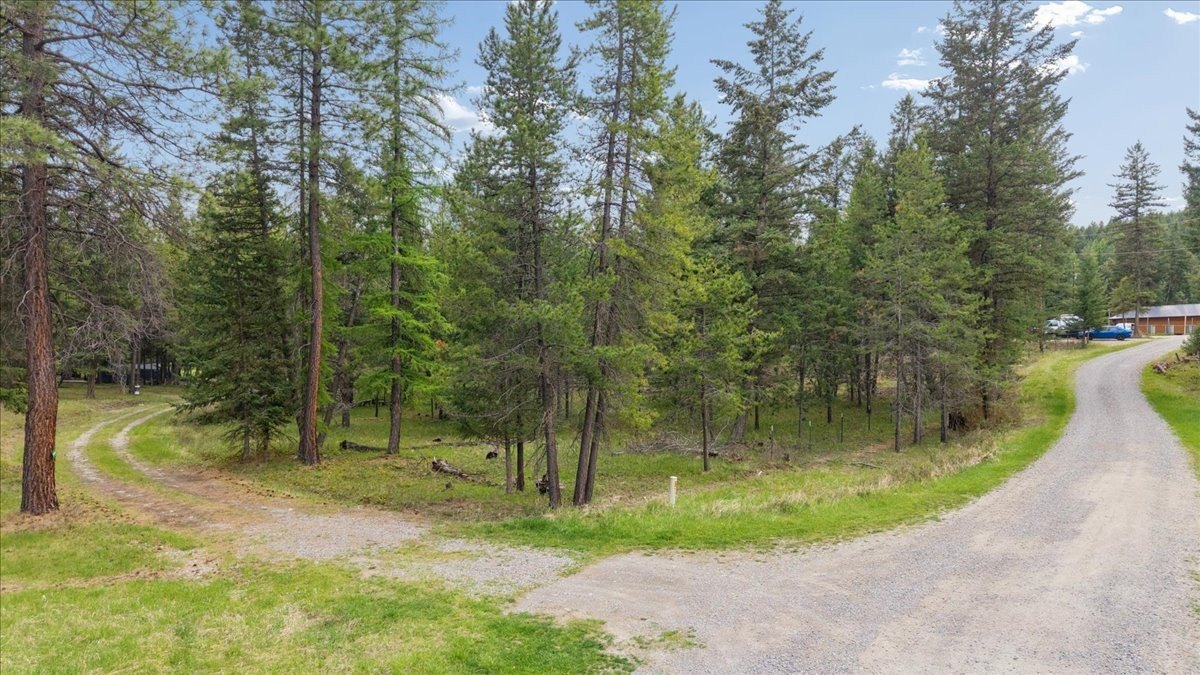 Plots and Land - Lot 3 Moose Farm, Fortine, MT