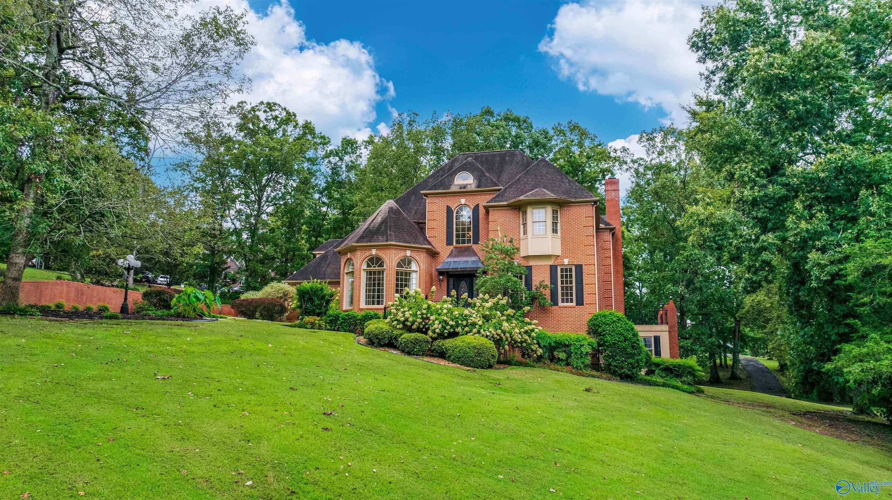 904 Driver Rd NW