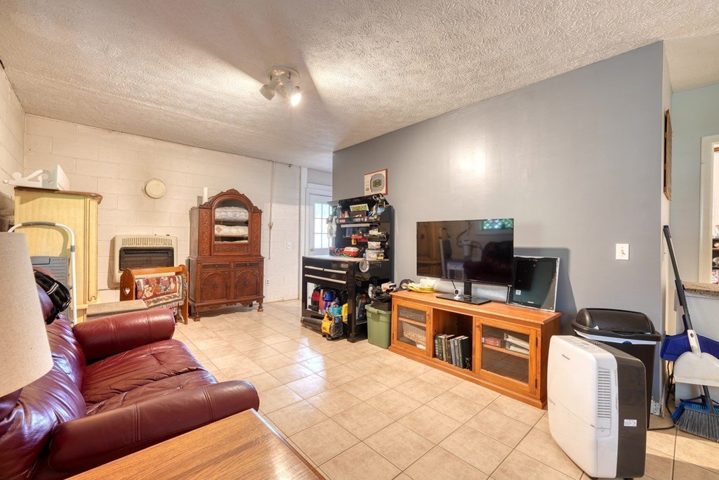 Single Family 3BR 2BA - 455 Forest Circle, Blairsville, GA