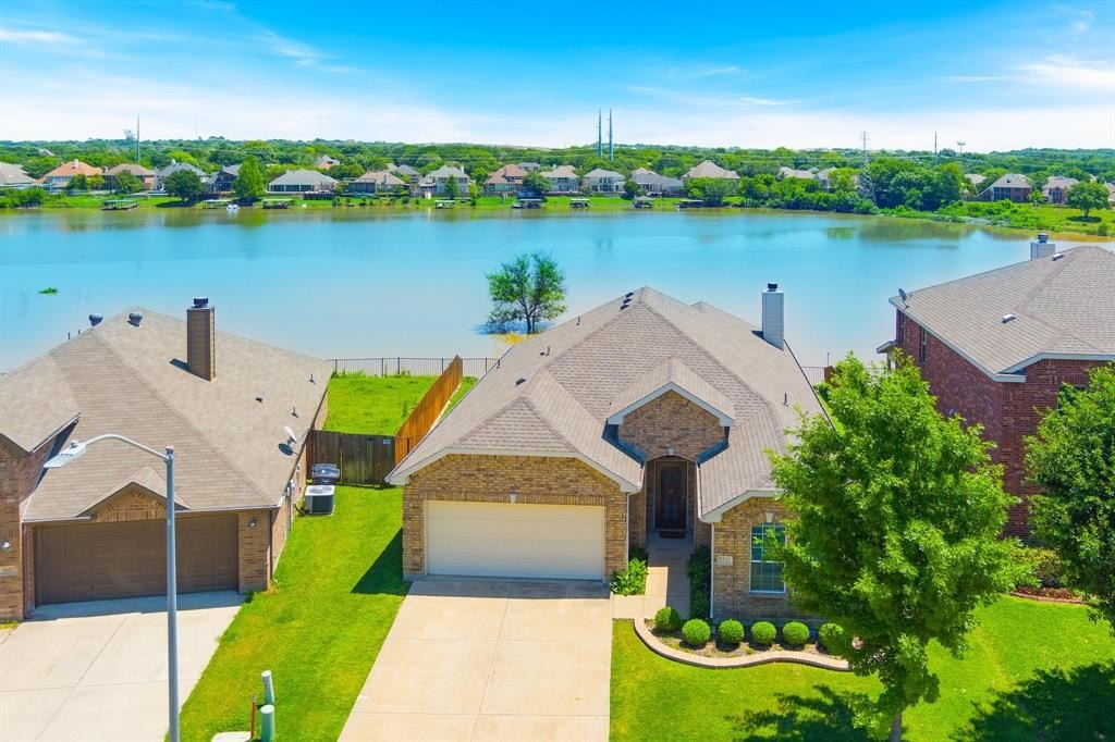 Single Family 3BR 2BA - 5541 Grenada Drive, Fort Worth, TX