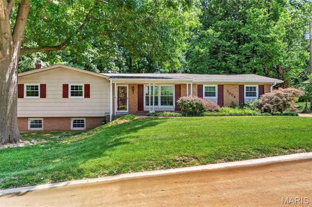 Single Family 4BR 3BA - 3004 Arrow Rock Drive, St Charles, MO