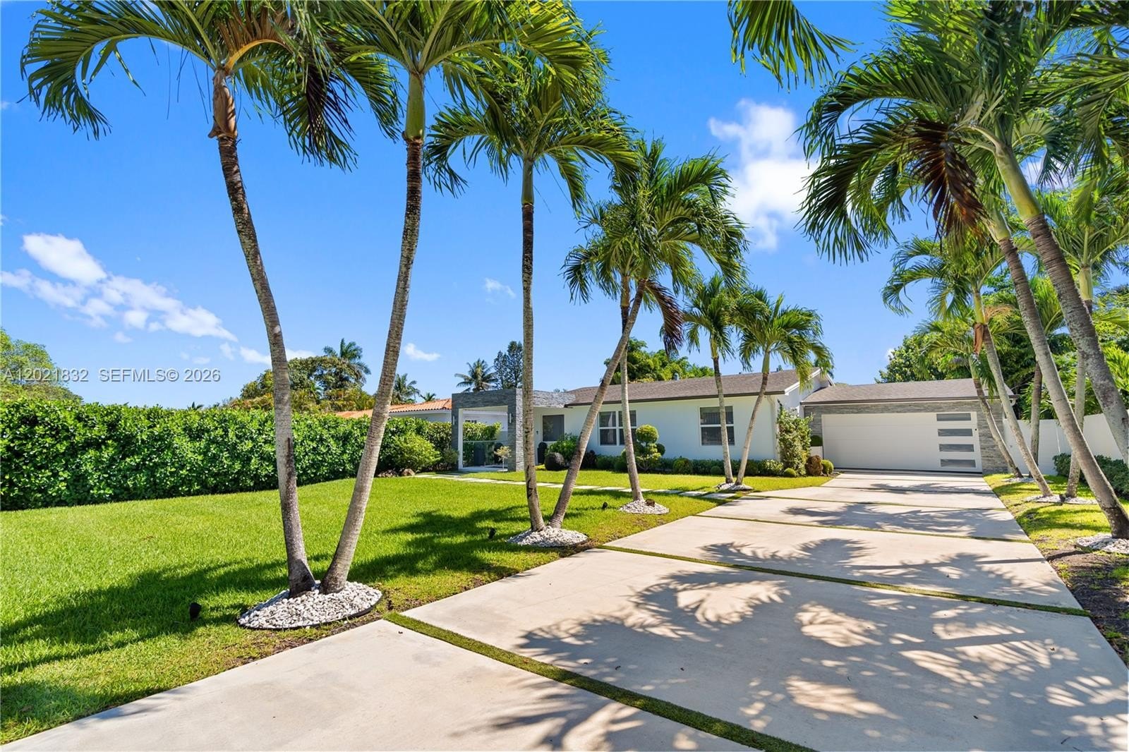 Single Family 3BR 2BA - 14441 S Biscayne River Rd, Miami, FL
