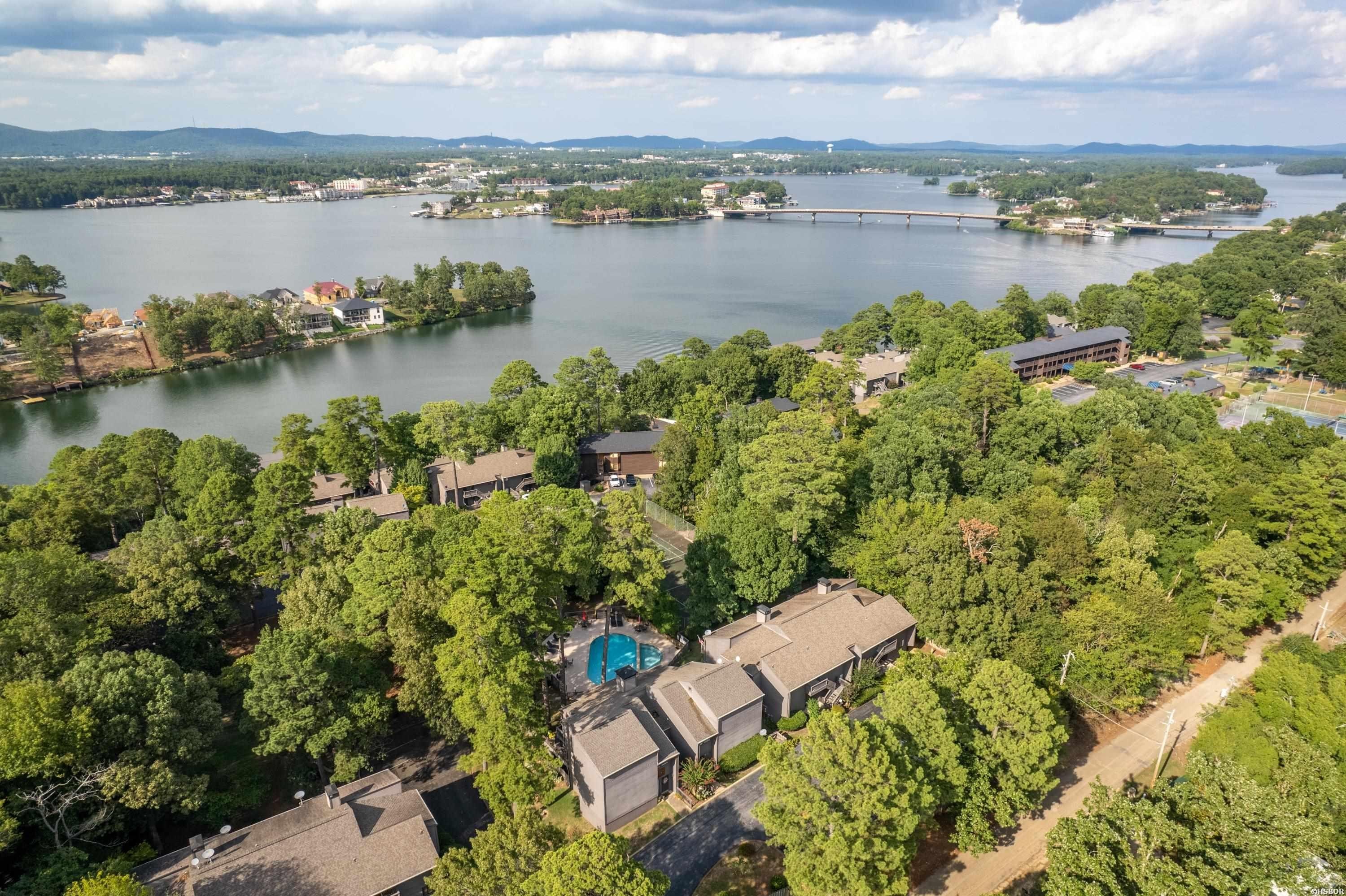 Condo 2BR 2BA - 200 HAMILTON OAKS, Hot Springs, AR