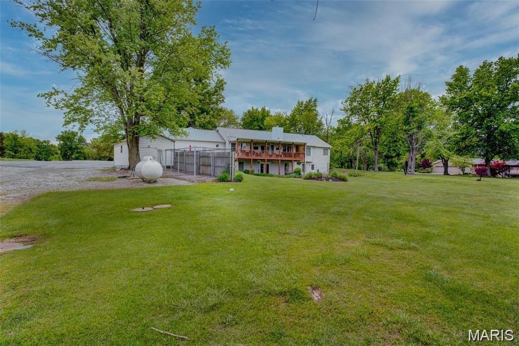 Single Family 4BR 5BA - 4075 Highway D, Defiance, MO