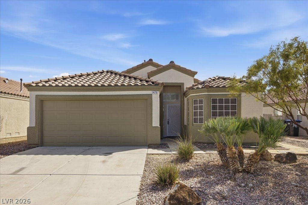 Single Family 3BR 2BA - 1476 Dragon Rock Drive, Henderson, NV