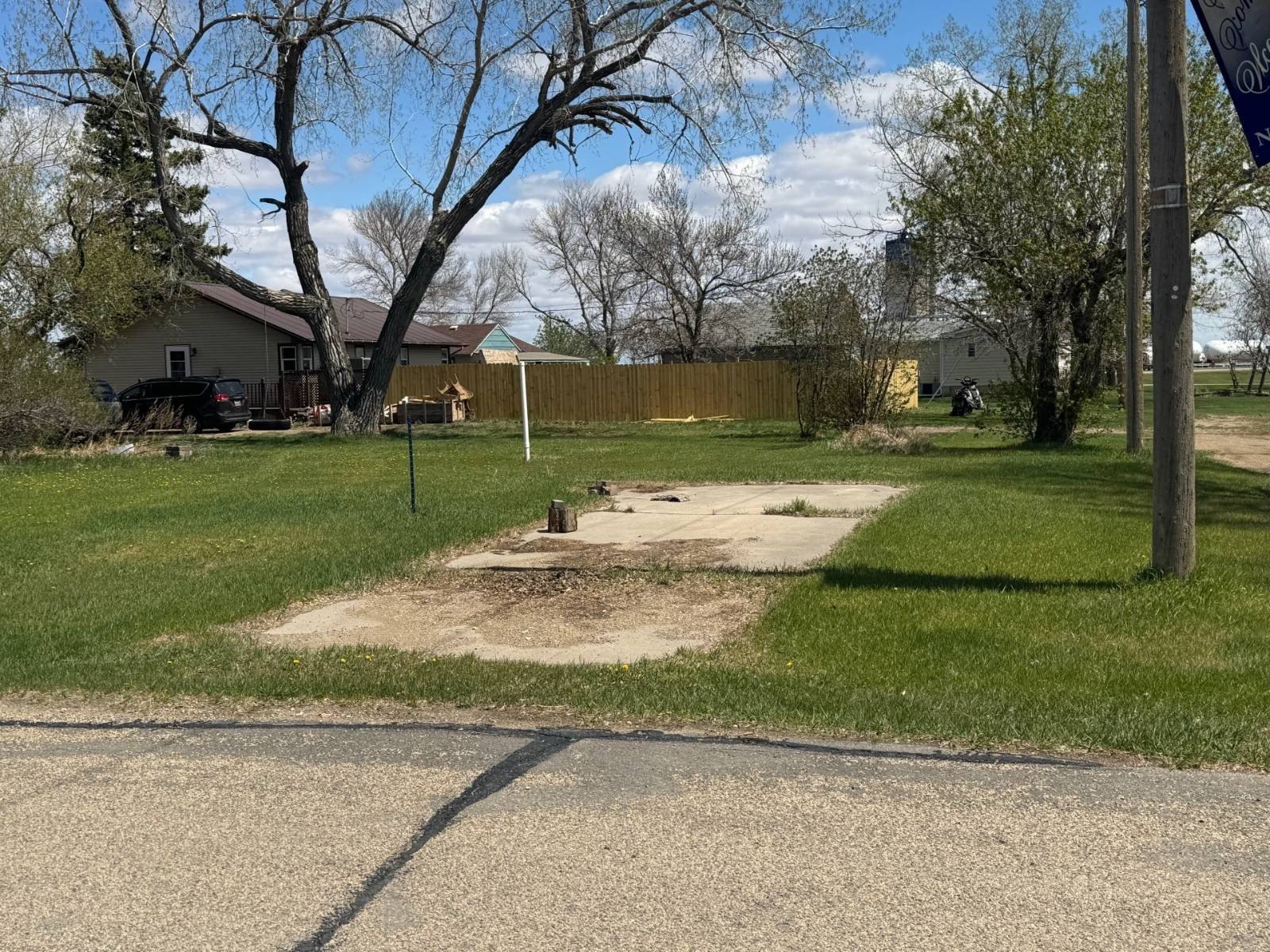 Other - S 1/2 of LOTS  1 - 3 & S 1/2 of W 2' of LOT 4 BLK 8, Newburg, ND