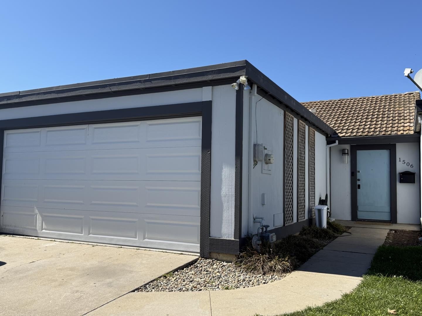 Other 2BR 1BA - 1506 Barcelona CIR, SALINAS, CA
