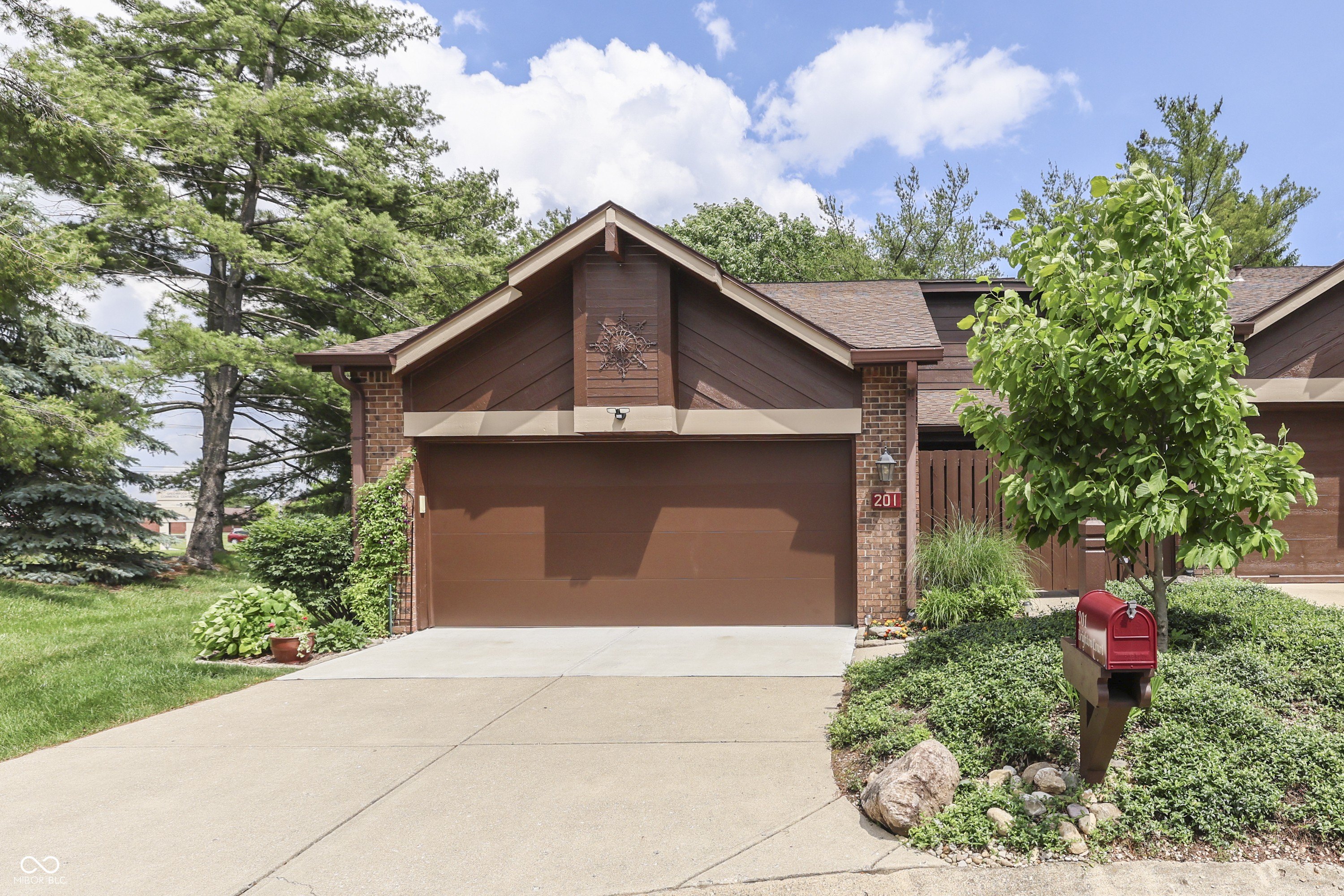Condo 2BR 2BA - 201 Brighton Court, Greenwood, IN