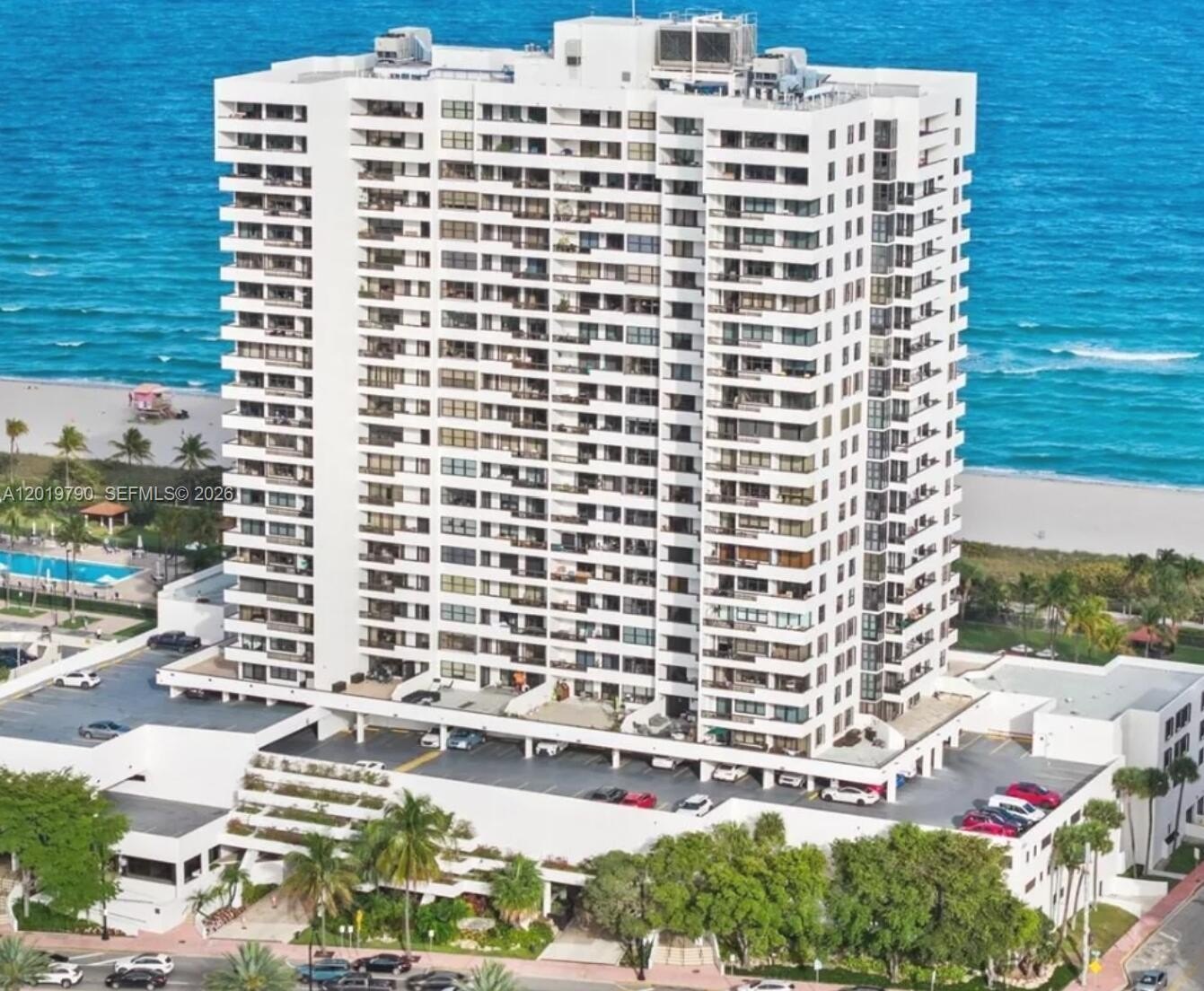 Condo 2BR 2BA - 2555 Collins Ave, Miami  Beach, FL