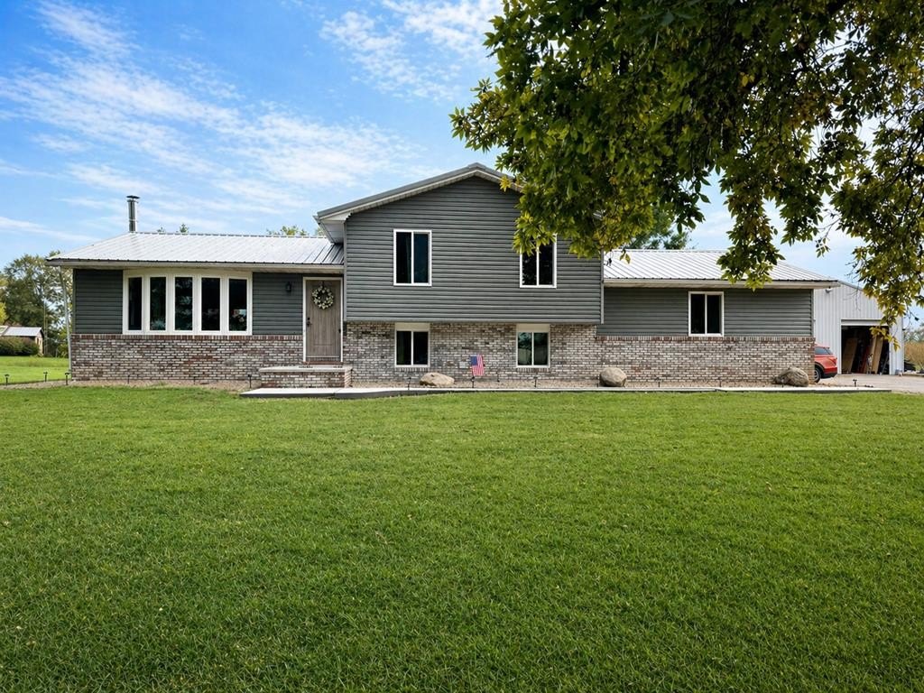 Single Family 3BR 2BA - 2245 Temple Road, Bucyrus, OH