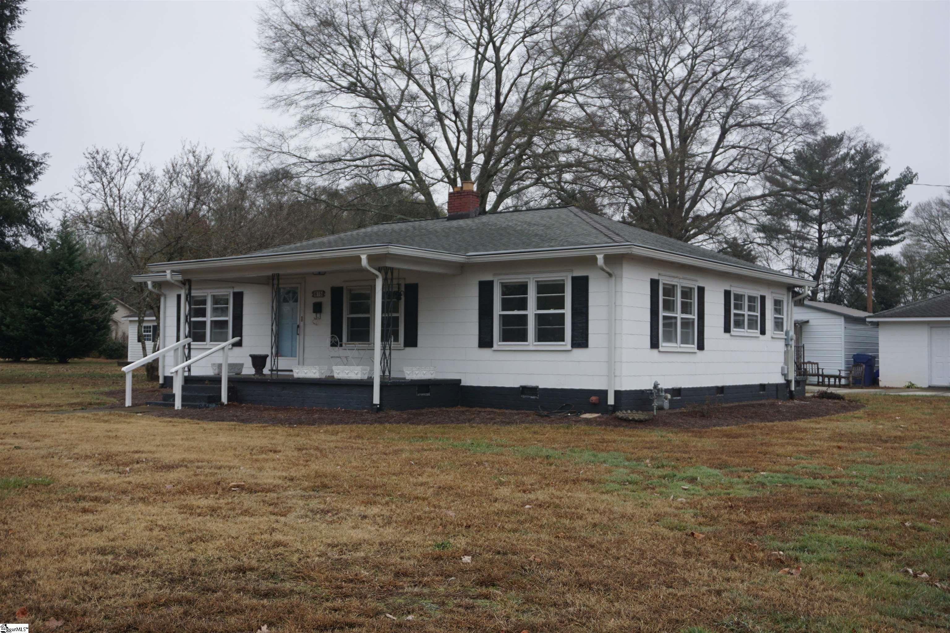 Single Family 3BR 1BA - 615 Belton Highway, Williamston, SC