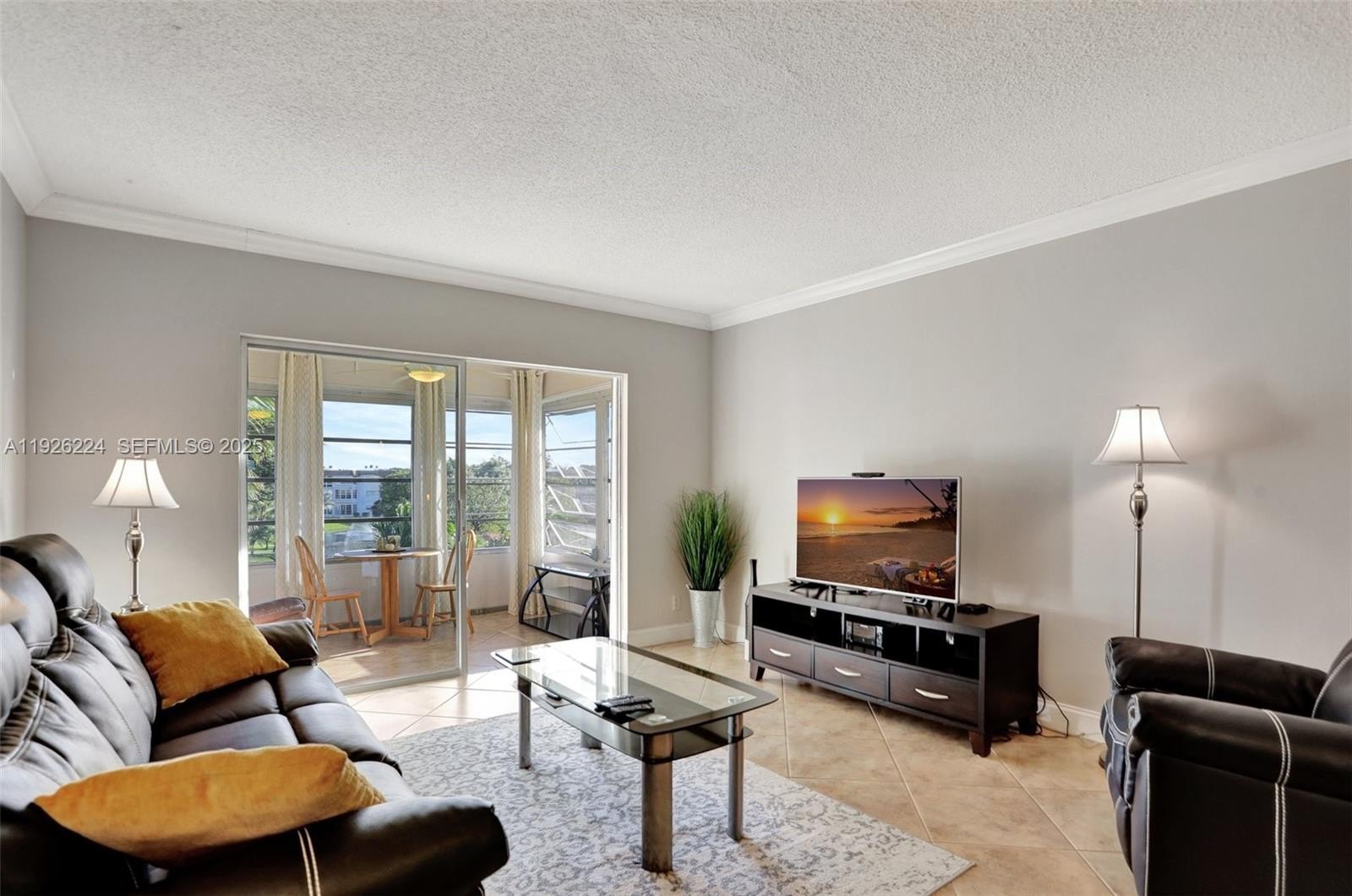 Condo 2BR 2BA - 4806 NW 36th St, Lauderdale Lakes, FL