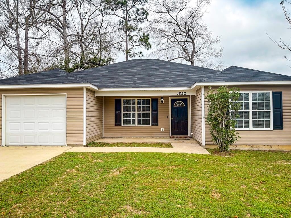 Single Family 3BR 2BA - 1852 Chestnut Dr, Valdosta, GA