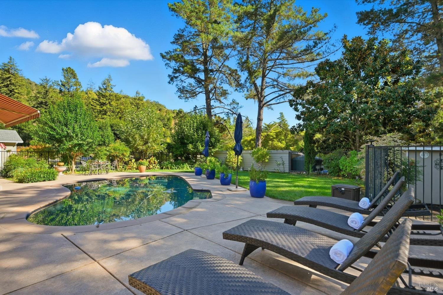 Single Family 2BR 2BA - 5251 Dry Creek Road, Napa, CA