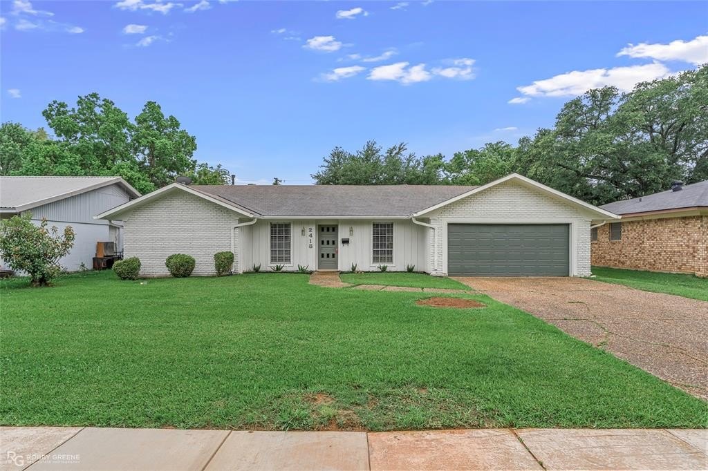Single Family 4BR 2BA - 2418 Melrose Avenue, Bossier City, LA