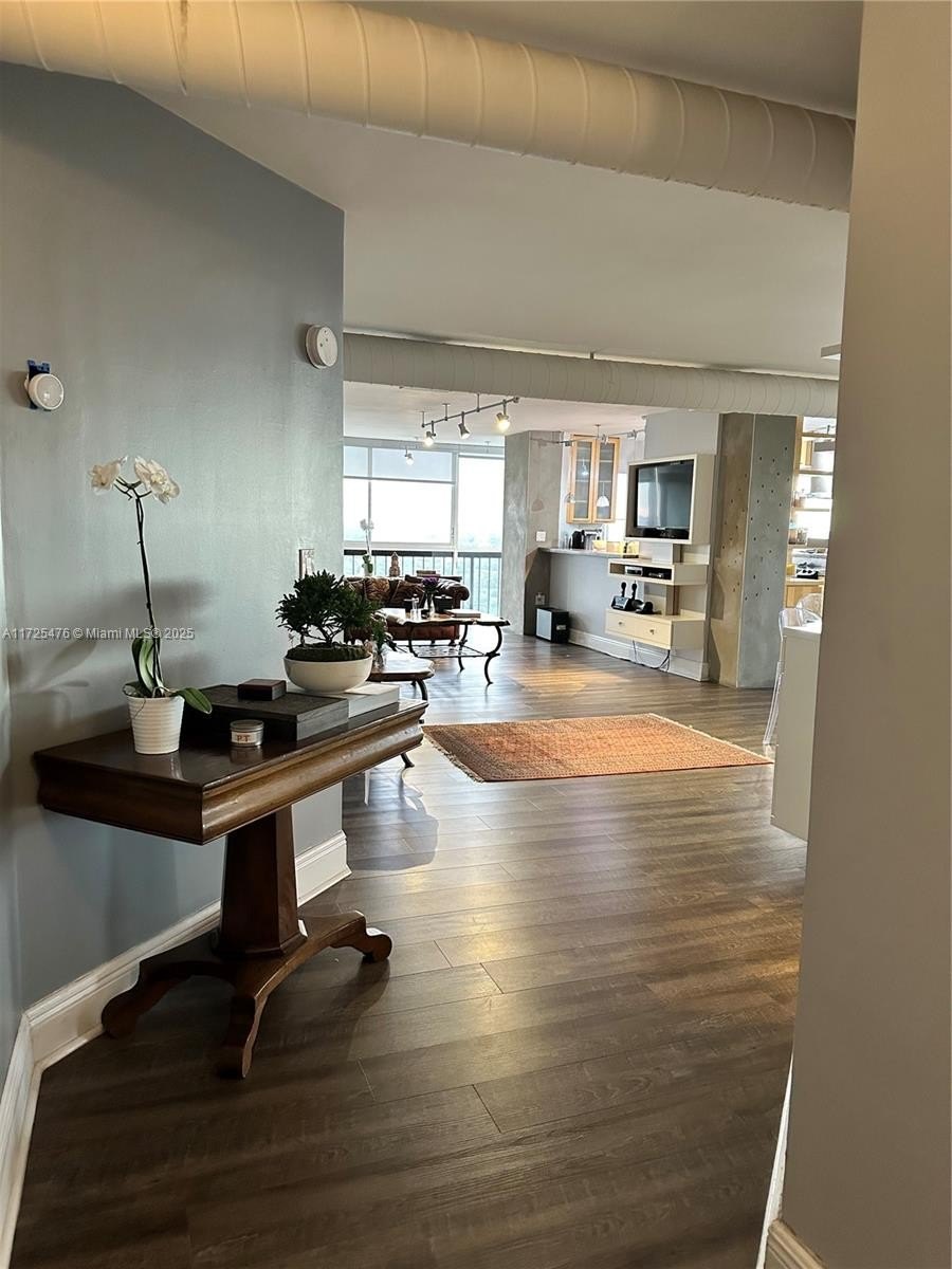 Condo 2BR 2BA - 2333 Brickell Ave, Miami, FL
