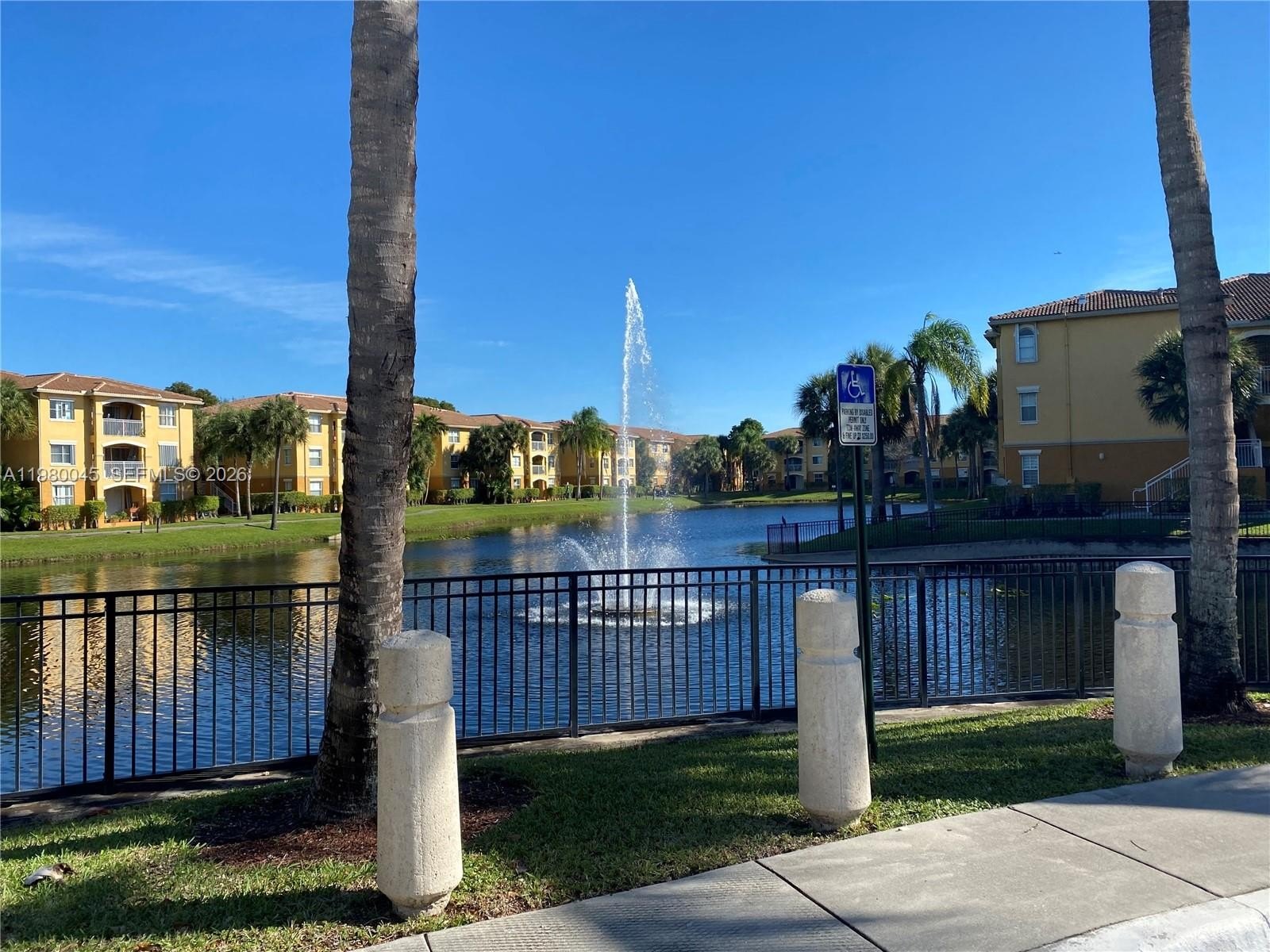 Condo 3BR 2BA - 9645 NW 1ST CT, Pembroke Pines, FL