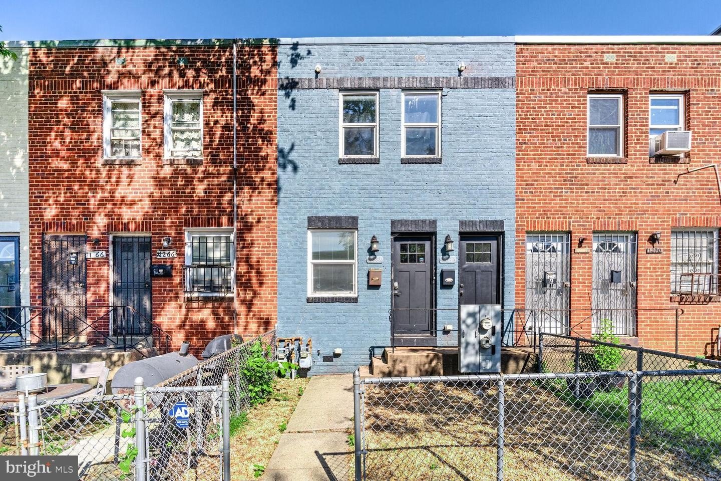 Single Family 4BR 4BA - 1268 16TH ST NE, WASHINGTON, DC