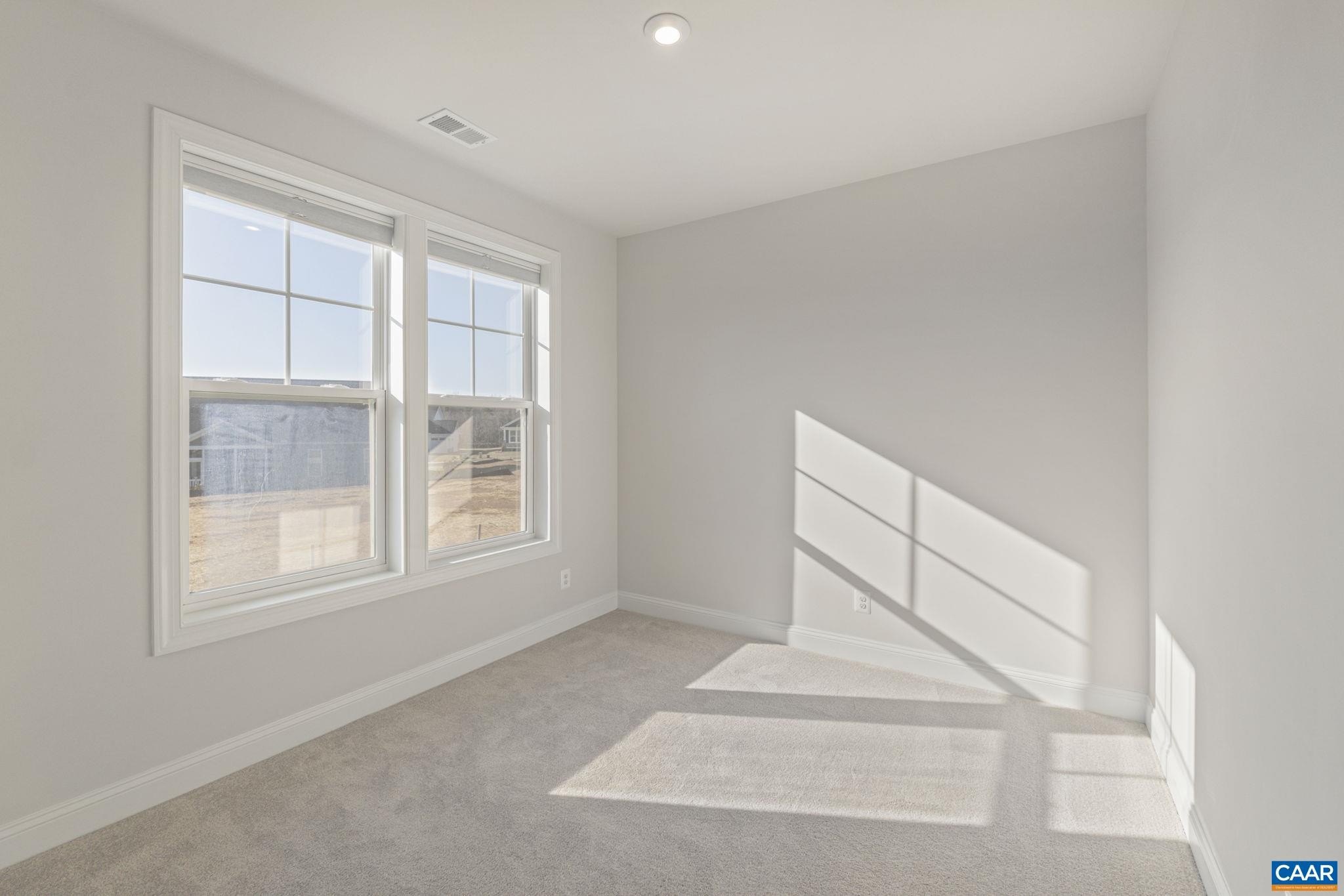 Single Family 3BR 2BA - 111A MARCELLA ST, CHARLOTTESVILLE, VA