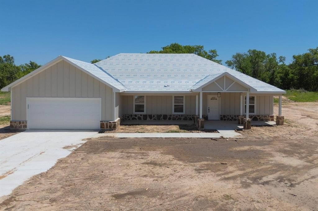Single Family 3BR 2BA - 2030 Shoemaker Road, Bellevue, TX