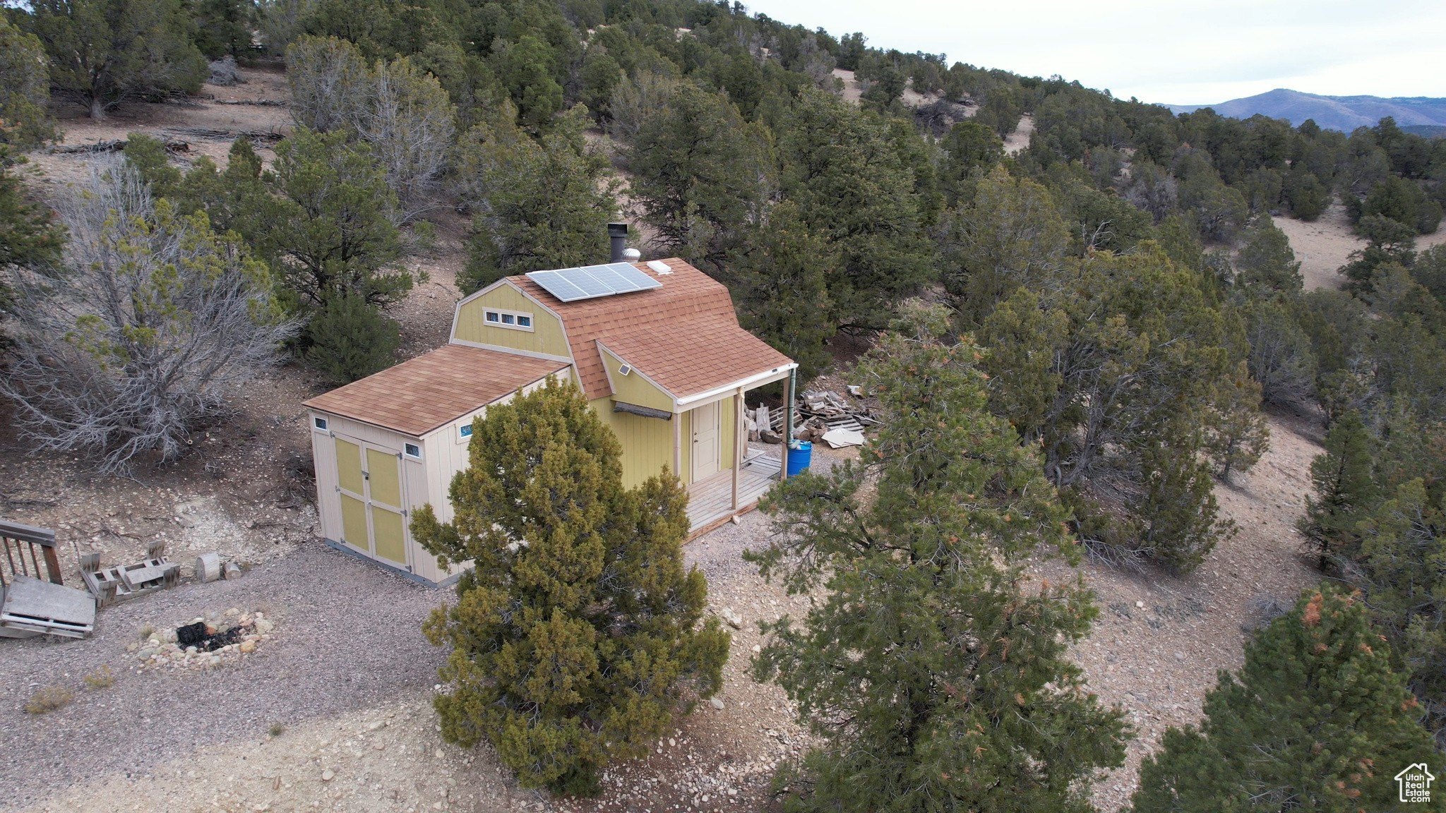 35 BLACKHAWK MT Ests RD