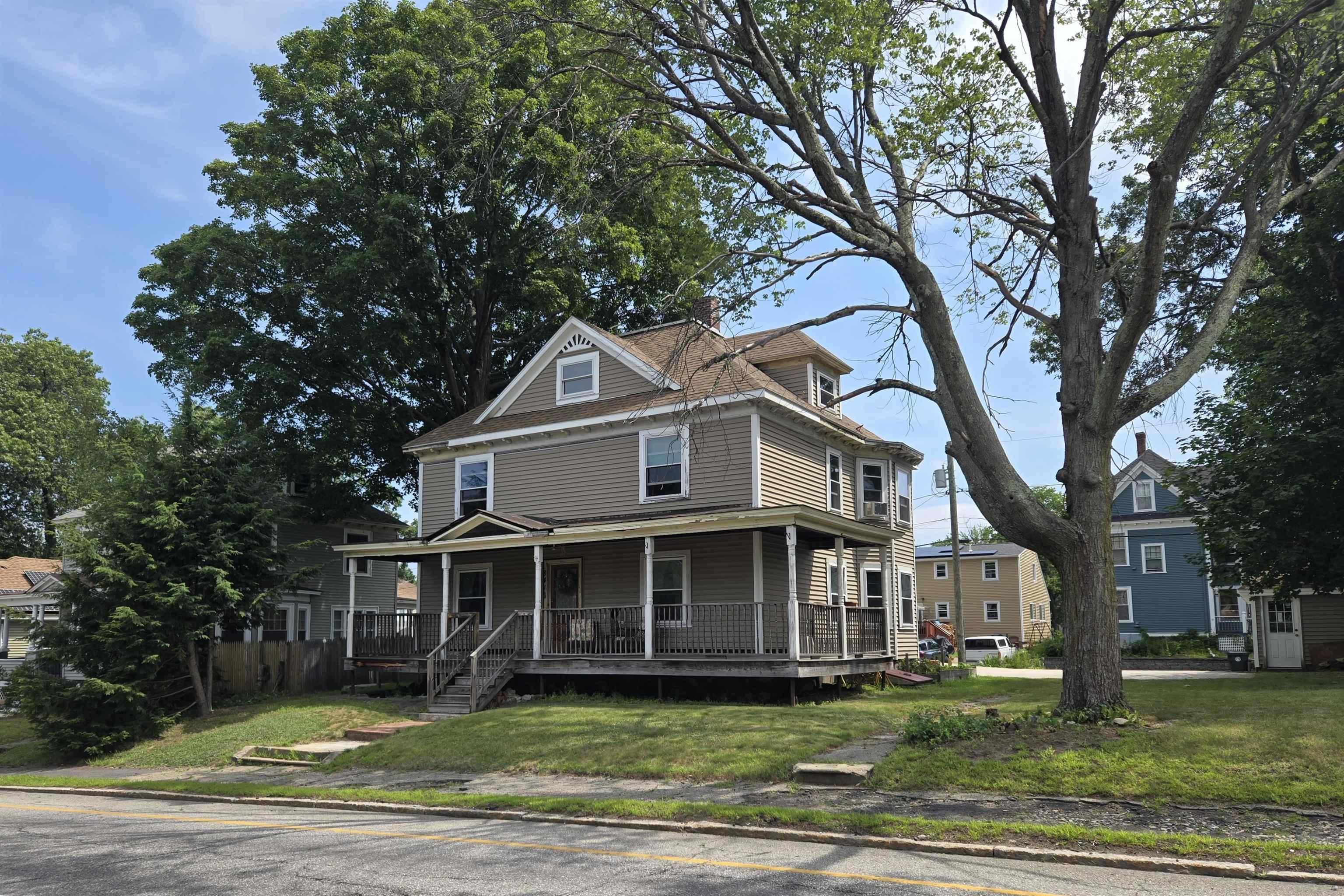 Single Family 3BR 3BA - 841 Beech Street, Manchester, NH