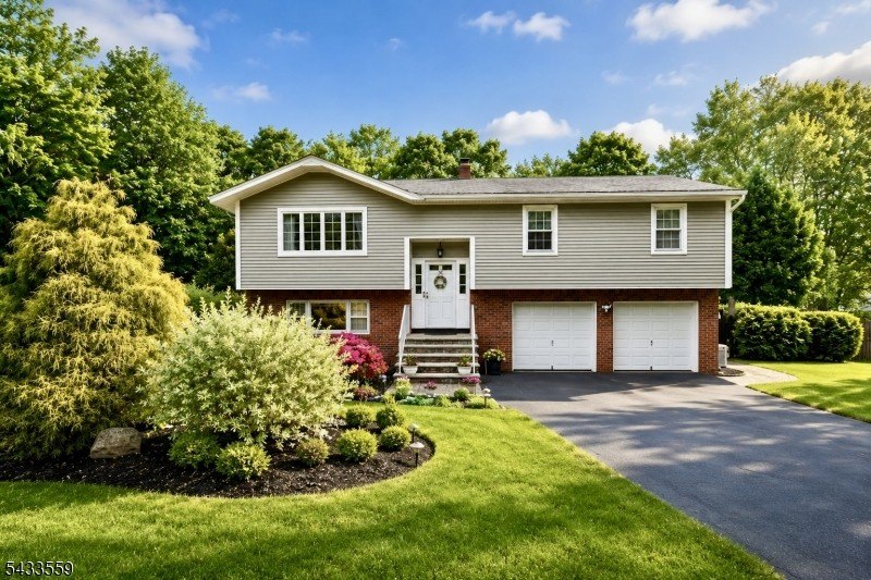 Single Family 3BR 2BA - 22 Caro Dr, West Milford Twp., NJ