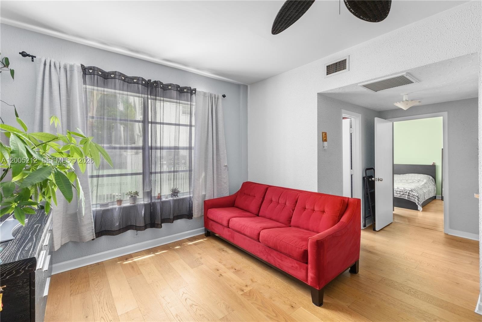 Condo 1BR 1BA - 1200 Euclid Ave, Miami Beach, FL