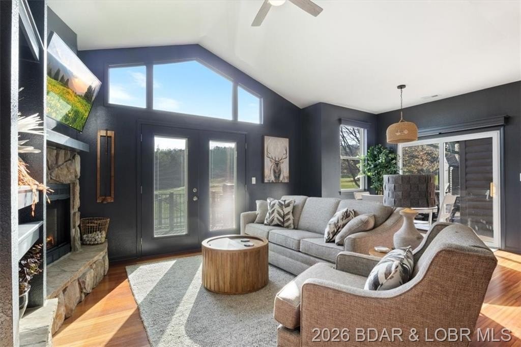 Single Family 1BR 1BA - 23 Cottage Park East #6, Camdenton, MO