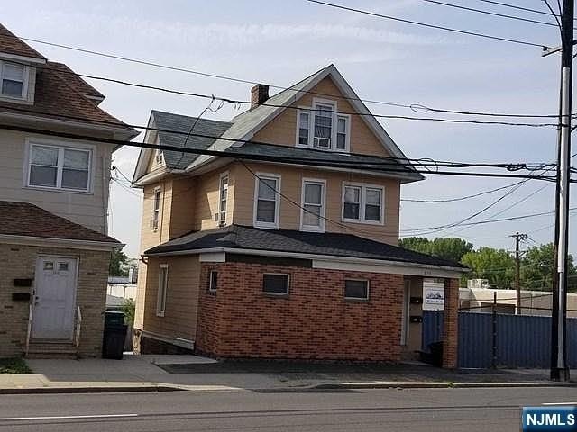 Other 4BR 2BA - 570 Grand Avenue, Ridgefield, NJ