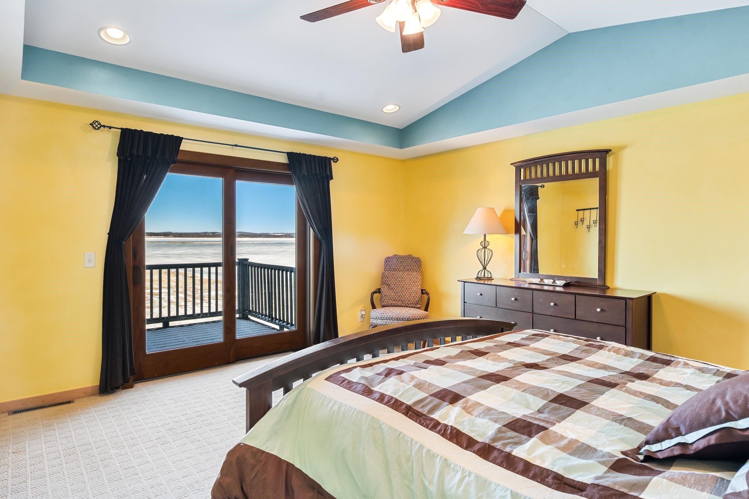 Condo 3BR 3BA - 178 E Front Street, Marquette, WI
